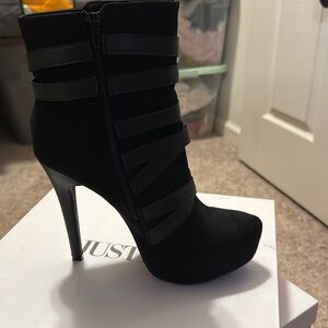 Black heels size 10